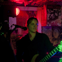 20129_6759