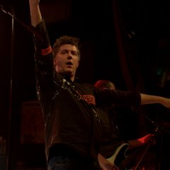 20043_6976