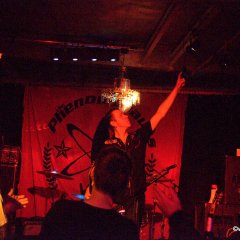 20050_9686